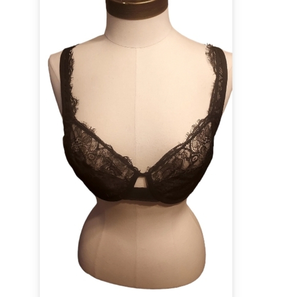 VICTORIA'S secret black very sexy  unlined bras in excellent condition size 34DD - Picture 3 of 16